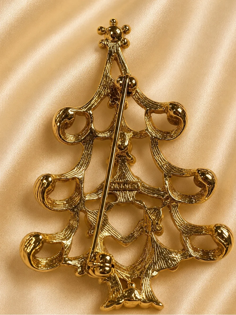 Vintage MONET Christmas Tree Brooch Multicolor Rhinestone Gold Tone Holiday Pin